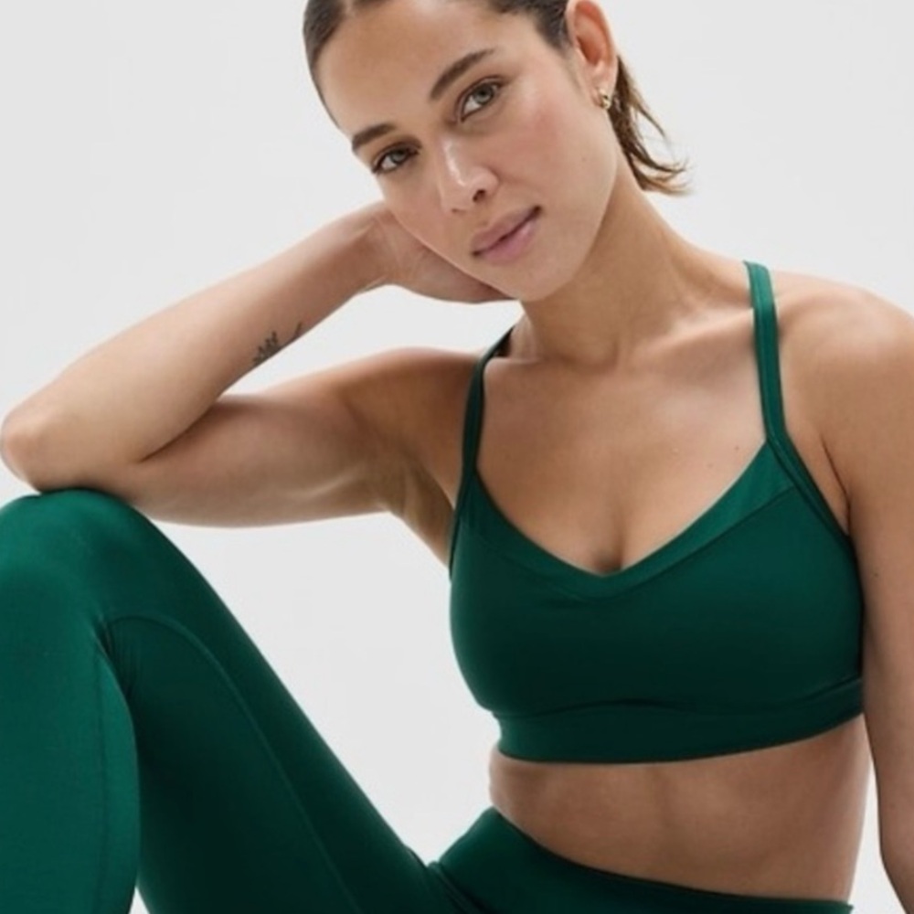 NWT-Athleta Vital Bra, Small A-C